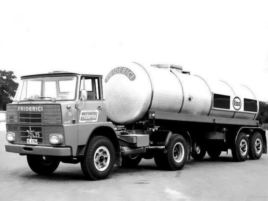  Henschel HS 19 TS 1962 года  (фото 2 из 2)